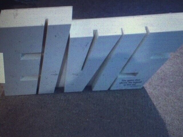 V.RARE: Elvis Trivia/Board Game 'Game That Allows the Legend to Live on!' **EX**