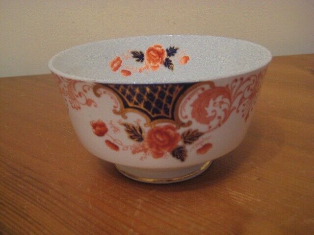 image for BOWL DISH BASIN. VINTAGE. PERFECT.