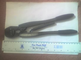AMP 10-22AWG , 3 Size Crimping Tool Model Type W - Terminals & Splices - USED