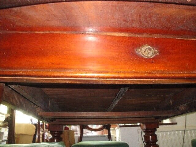 Victorian Extending Table and 9 chairs. Ref L889