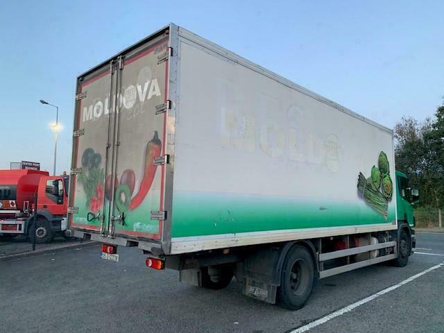 2005 SCANIA P230 4X2 D/CAB 18 TON REFRIDGERATED TRUCK
