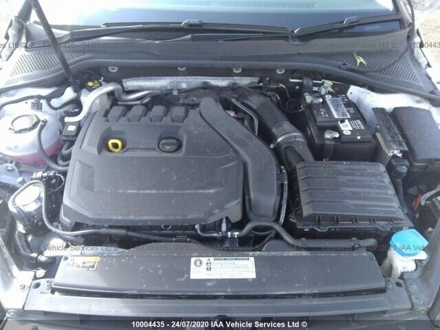 VW VOLKSWAGEN GOLF MK7.5 ESTATE 2012-16 BREAKING SPARES AIRBAG SEATS ALLOY DOORS AXLE HUBS CORNERS