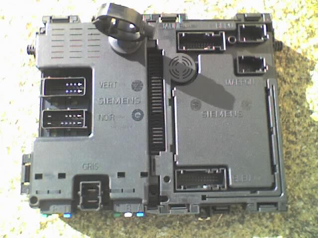  Silver Peugeot 206 2.0 HDi - 2000 - BSI Controller , Engine & AirBag ECU - USED