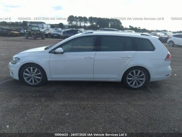 VW VOLKSWAGEN GOLF MK7.5 ESTATE 2012-16 BREAKING SPARES AIRBAG SEATS ALLOY DOORS AXLE HUBS CORNERS