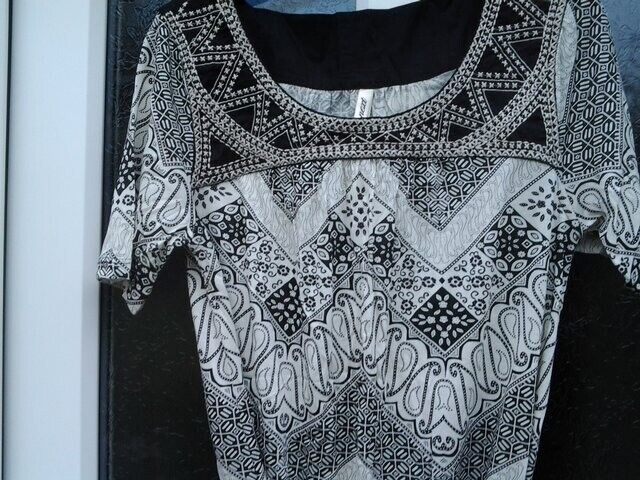 Next tunic top