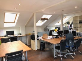 beautiful 6 - 10 person office in Clapham Old Town 