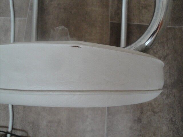 Stool with Chrome legs and White Padded Seat - Almost as new Ref L148