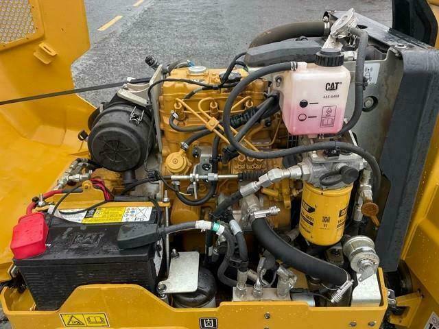 CATERPILLAR CB 1.7 900
