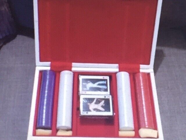 VERY RARE: Viva Las Vegas Elvis Poker Set / Case **NEAR MINT CONDITION**