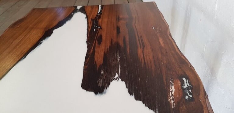 BESPOKE WANEY EDGE ROBINIA PLANK WOOD COFFEE TABLE WITH INDUSTRIAL STEEL LEGS