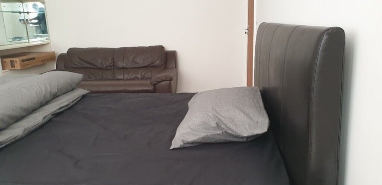IMMEDIATE ROOMS AVALIABLE - MOVE IN TODAY