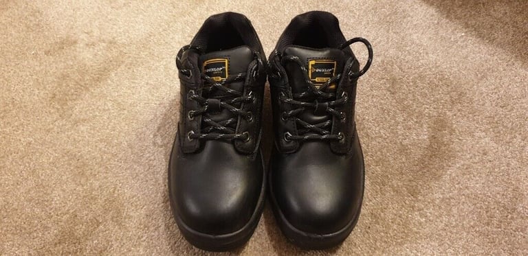 image for Dunlop Kansas Safety Shoes 4UK 37EU