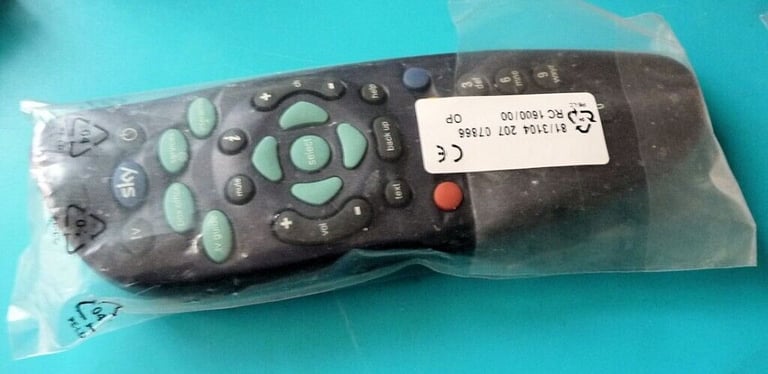 NEW. Original and genuine Sky100 Standard Remote Control..