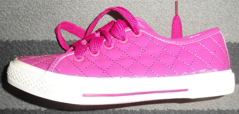 Pink trainers UK 2 **brand new**