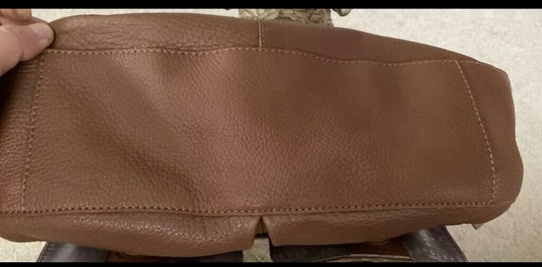 Radley Grovesnor Large Tan Handbag With Dustbag