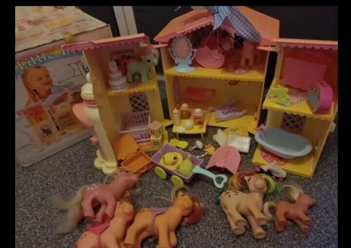 My little pony house /duvet