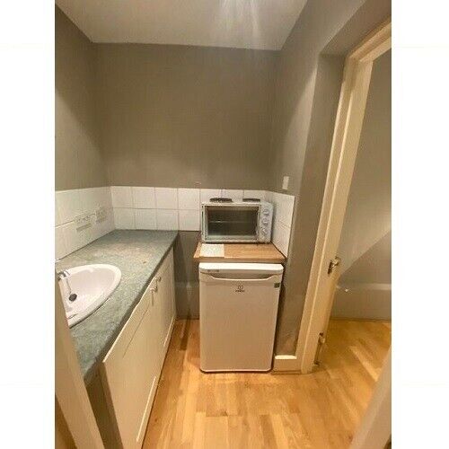 Studio To Rent Goodwin Road, Shepherds Bush, London W12 9JN