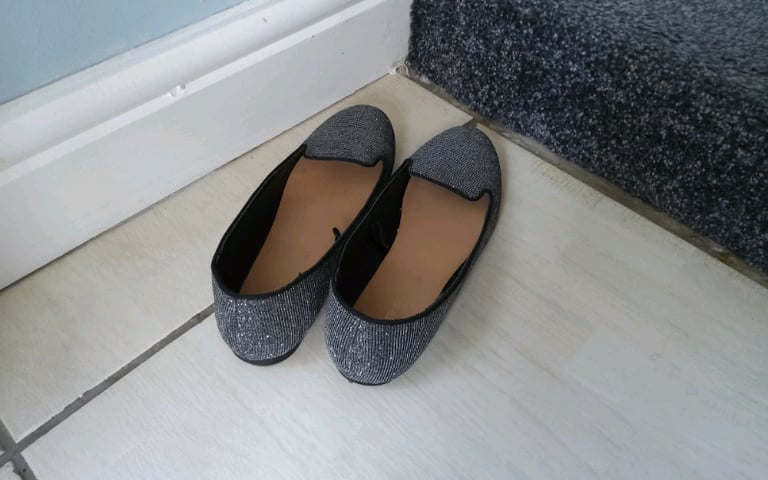 Women's Shoes Size 5