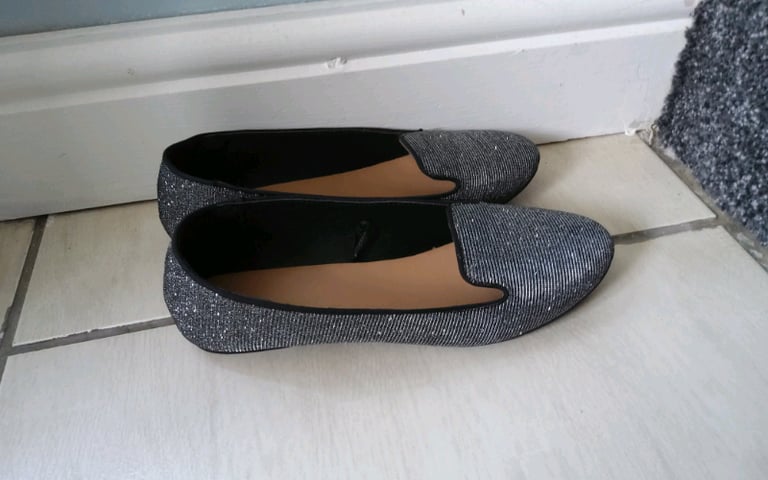 Women's Shoes Size 5