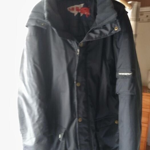 Le Shark parka style coat (Large)