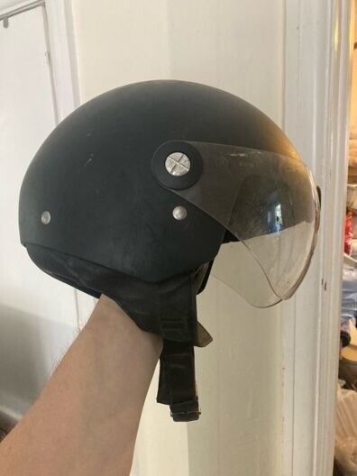image for Lazer motorbike helmet with visor in matt black size s/m