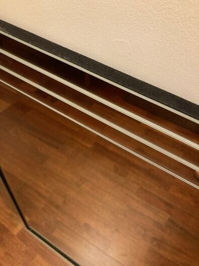 beautiful frame-less wall mirror in excellent condition