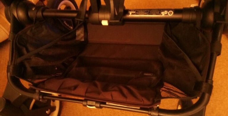 REDUCED Bugaboo Donkey in Soft Pink (extendable hoods) 