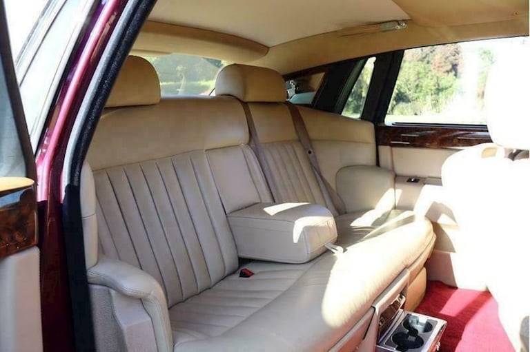 Rolls-Royce Phantom V12 Saloon 6.7 Automatic Petrol