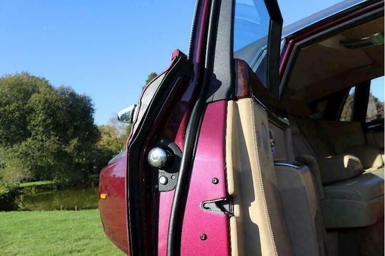 Rolls-Royce Phantom V12 Saloon 6.7 Automatic Petrol