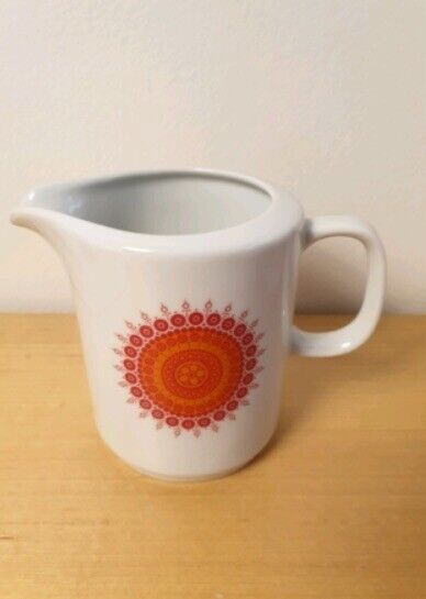 ***Reduced*** Vintage/Retro Winterling Kirchenlamite Tea Set.
