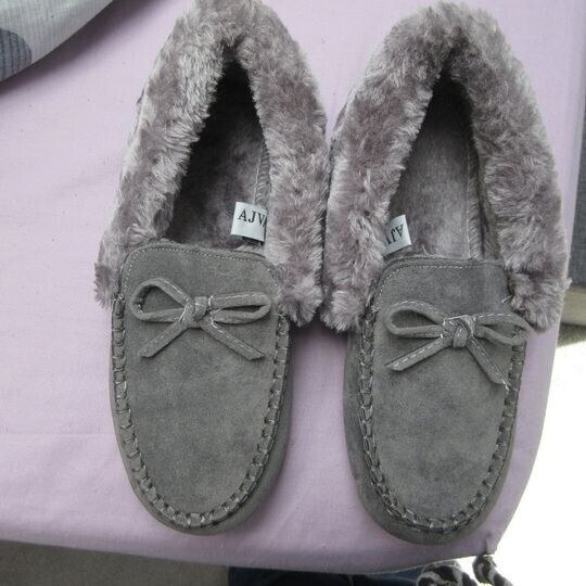 image for Ladies Grey Moccasin Slippers BRAND NEW