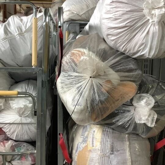 Wholesale Second Hand Clothing Adults or Kids A or B Grade From £1 KG. Delivery Avialable