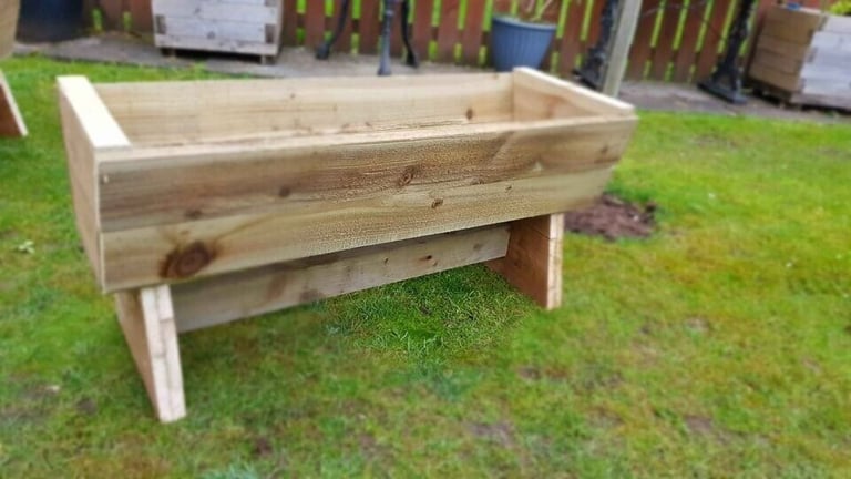 Cradle troughs