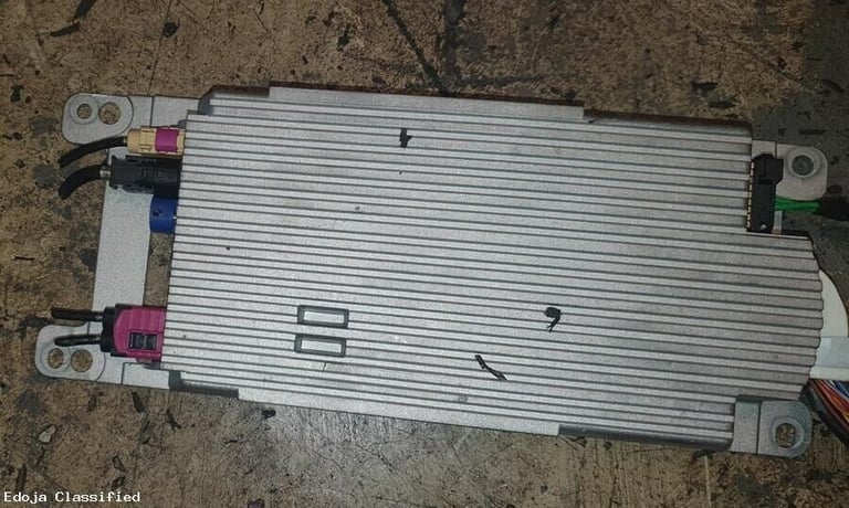 BMW 5 Series Amplifier Module Bluetooth HARMAN 2011