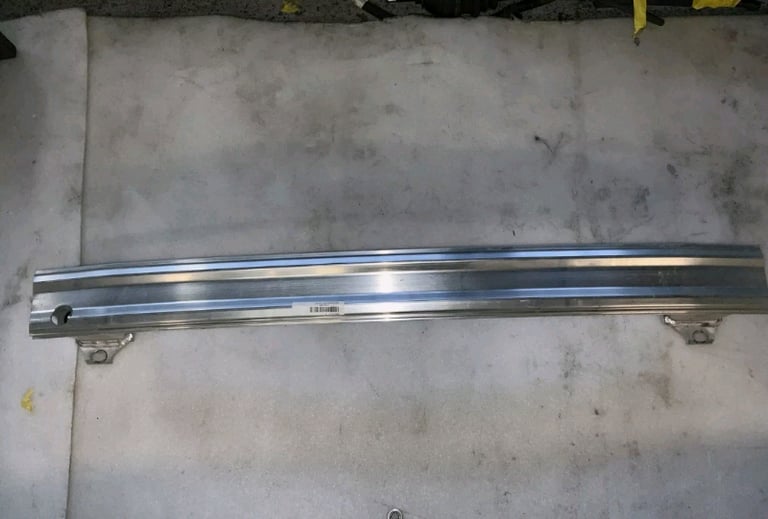 BMW  1 SERIES - F40 - REAR BUMPER - CRASH BAR - REINFORCER - CARRIER -