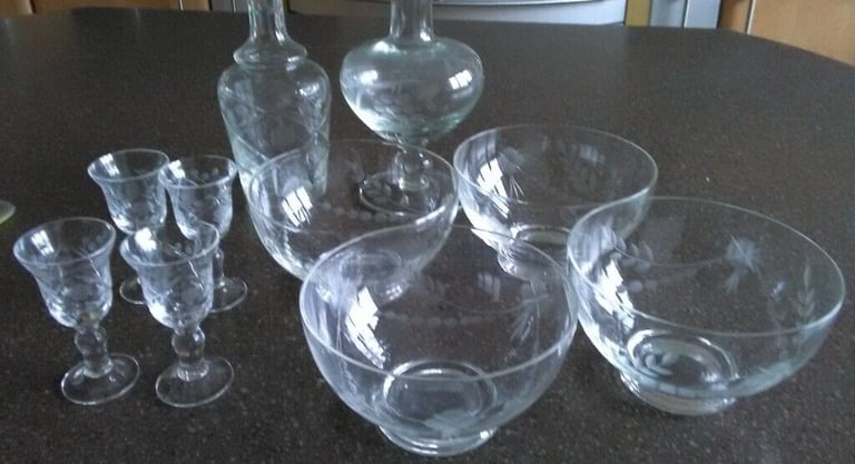 Vintage Mediterranean appetizer serving set