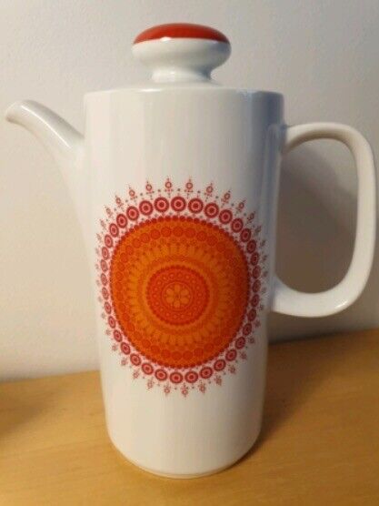 ***Reduced*** Vintage/Retro Winterling Kirchenlamite Tea Set.