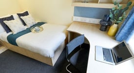 STUDENT ROOM TO RENT IN PRESTON. EN-SUITE WITH PRIVATE ROOM, BATHROOM AND STUDY SPACE