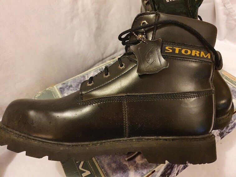 STORM STEEL TOE BOOTS