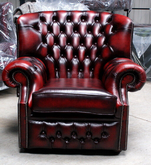 Chesterfield Suite Wraparound Style