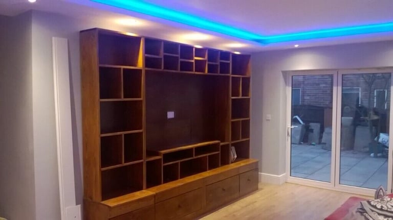 HAND MADE TIMBER DINING,COFFEE TABLES,CHAIRS,BENCHES,BEDS,TV UNIT,ANYTHING MADE