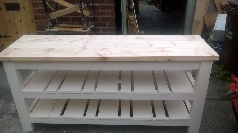 HAND MADE TIMBER DINING,COFFEE TABLES,CHAIRS,BENCHES,BEDS,TV UNIT,ANYTHING MADE