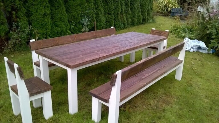 HAND MADE TIMBER DINING,COFFEE TABLES,TV UNIT,BEDS,CHAIRS,BENCHES,ANYTHING MADE SEE AD