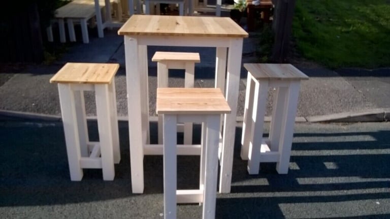 HAND MADE TIMBER DINING,COFFEE TABLES,CHAIRS,BENCHES,BEDS,TV UNIT,ANYTHING MADE