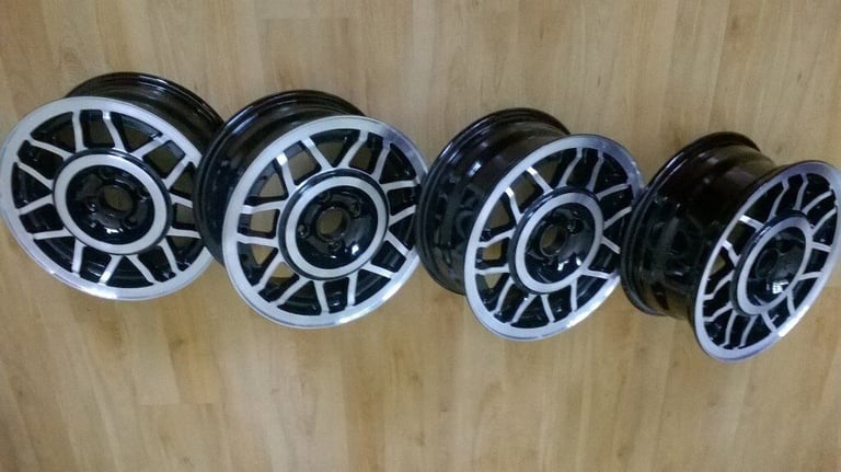 MK2 VW SCIROCCO   SNOWFLAKE   14 INCH 4 STUD ALLOY WHEELS 