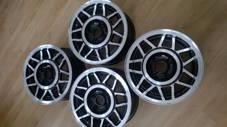 MK2 VW SCIROCCO   SNOWFLAKE   14 INCH 4 STUD ALLOY WHEELS 