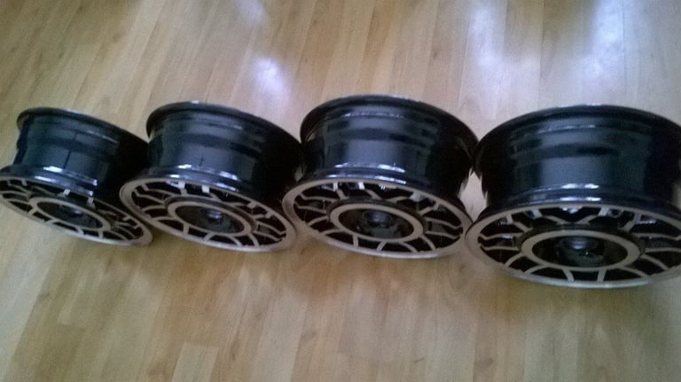 MK2 VW SCIROCCO   SNOWFLAKE   14 INCH 4 STUD ALLOY WHEELS 