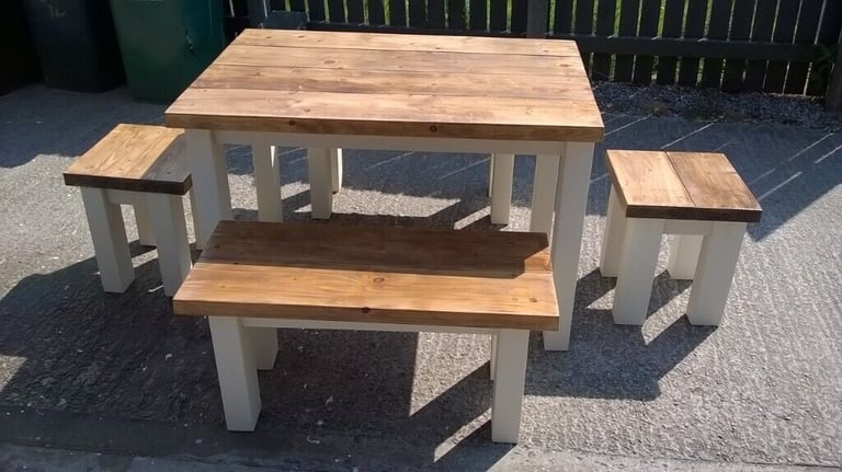 HAND MADE TIMBER DINING,COFFEE TABLES,CHAIRS,BENCHES,BEDS,TV UNIT,ANYTHING MADE