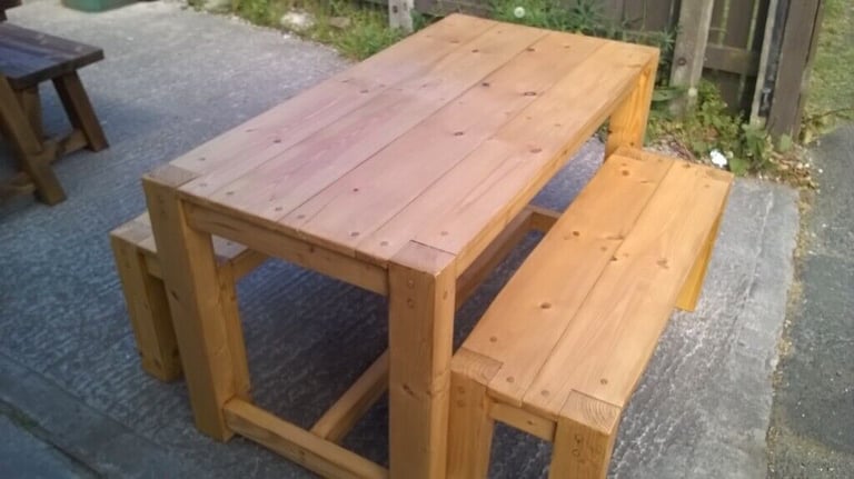 HAND MADE TIMBER DINING,COFFEE TABLES,CHAIRS,BENCHES,BEDS,TV UNIT,ANYTHING MADE