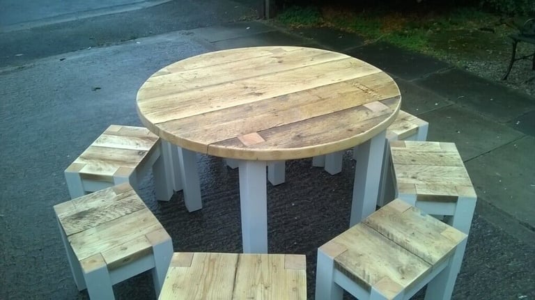HAND MADE TIMBER DINING,COFFEE TABLES,CHAIRS,BENCHES,STOOLS FOR THE BAR,RESTAURANT AND CAFES